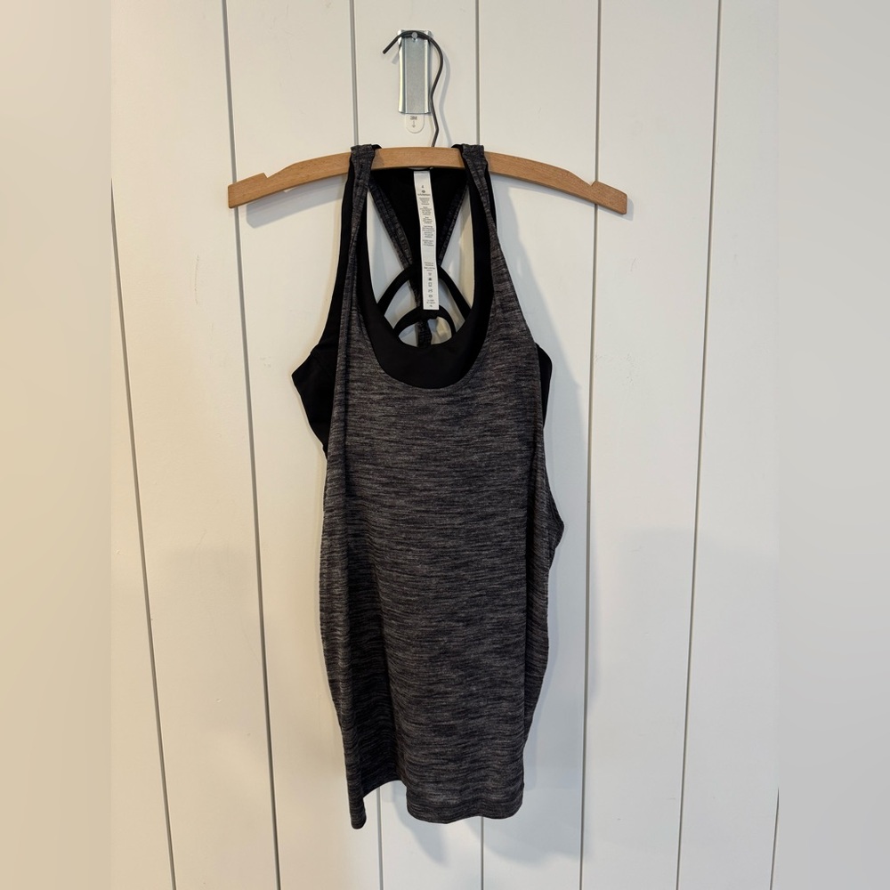 Lululemon twist and toil tank